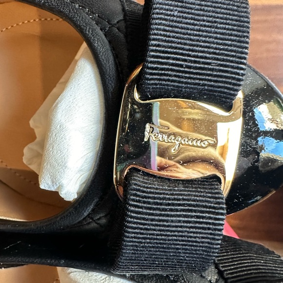 NIB Salvatore Ferragamo Black Quilted Ballet Flats Size 5B - Picture 3 of 6